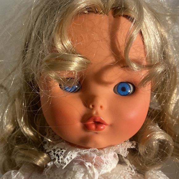 Vintage Italian Furga Alta Moda 17" Wedding Bride Fashion Doll SIMONA - Picture 2 of 12